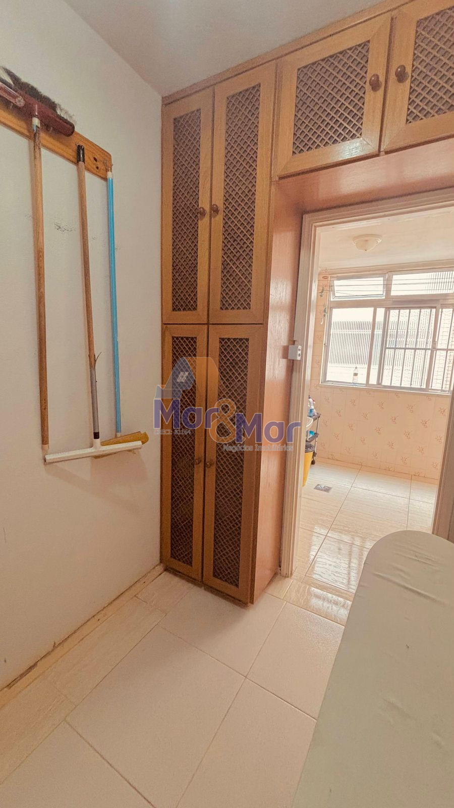 Apartamento na Praia da Enseada, Guarujá - SP