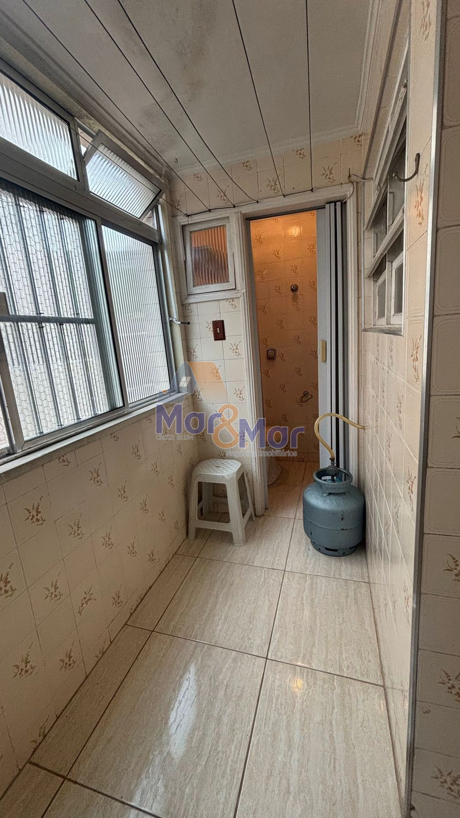Apartamento na Praia da Enseada, Guarujá - SP