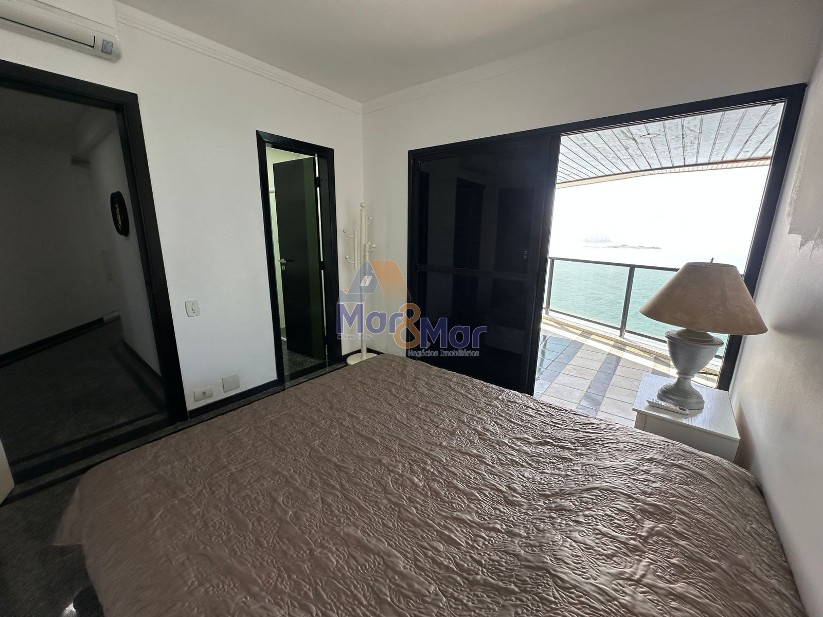 Apartamento Frente Mar, Praia das Astúrias , Guarujá - SP