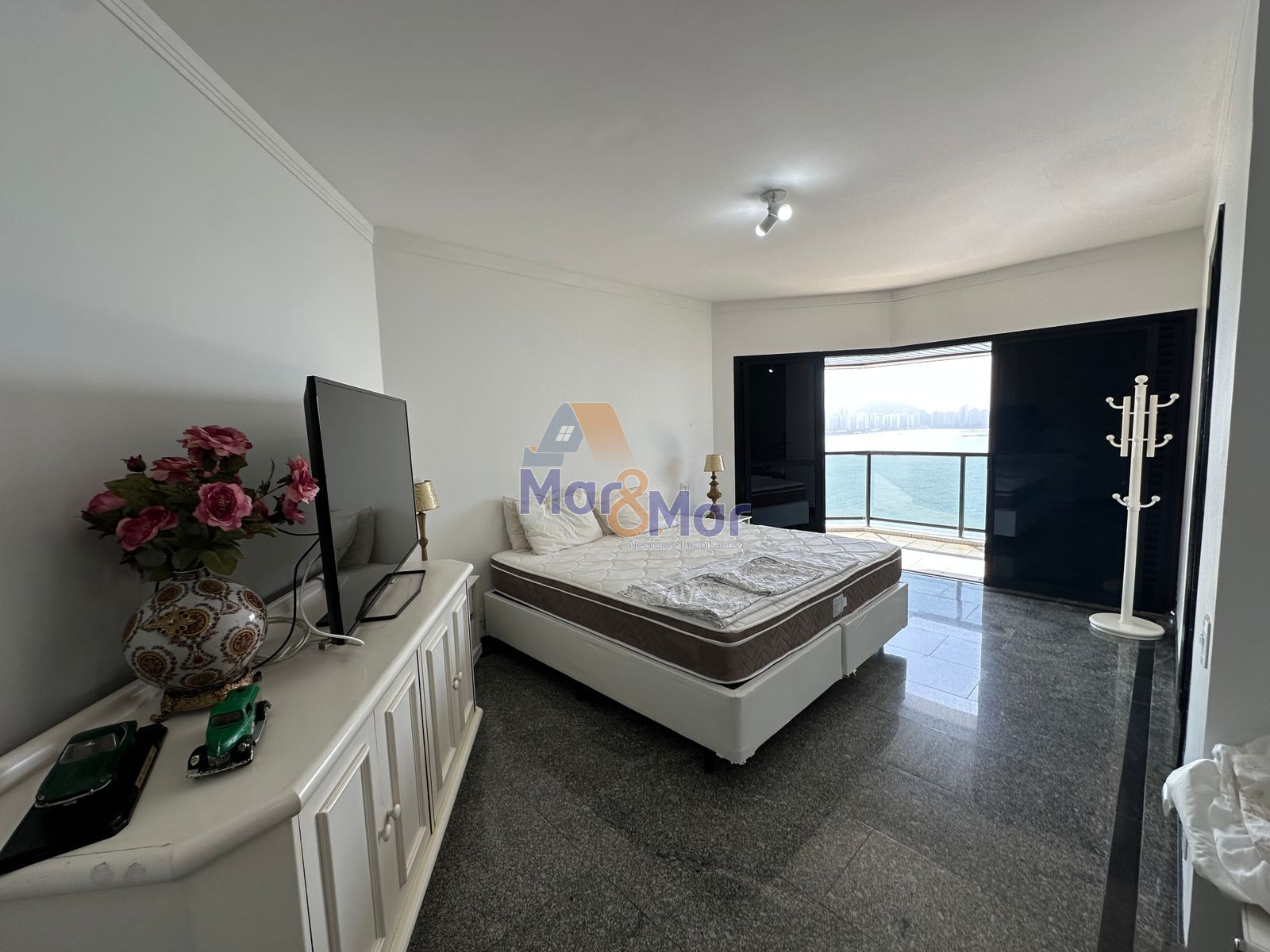 Apartamento Frente Mar, Praia das Astúrias , Guarujá - SP