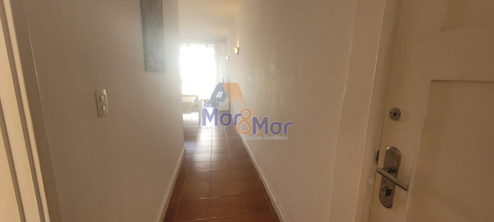 Apartamento na Praia das Pitangueiras, Guarujá - SP