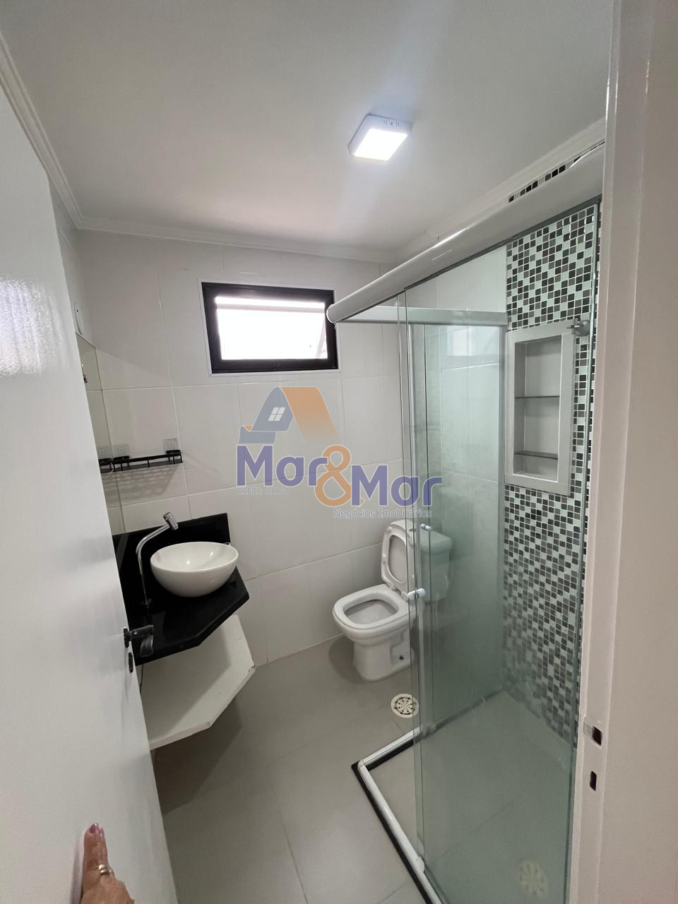 Apartamento na Praia da Enseada, Guarujá - SP