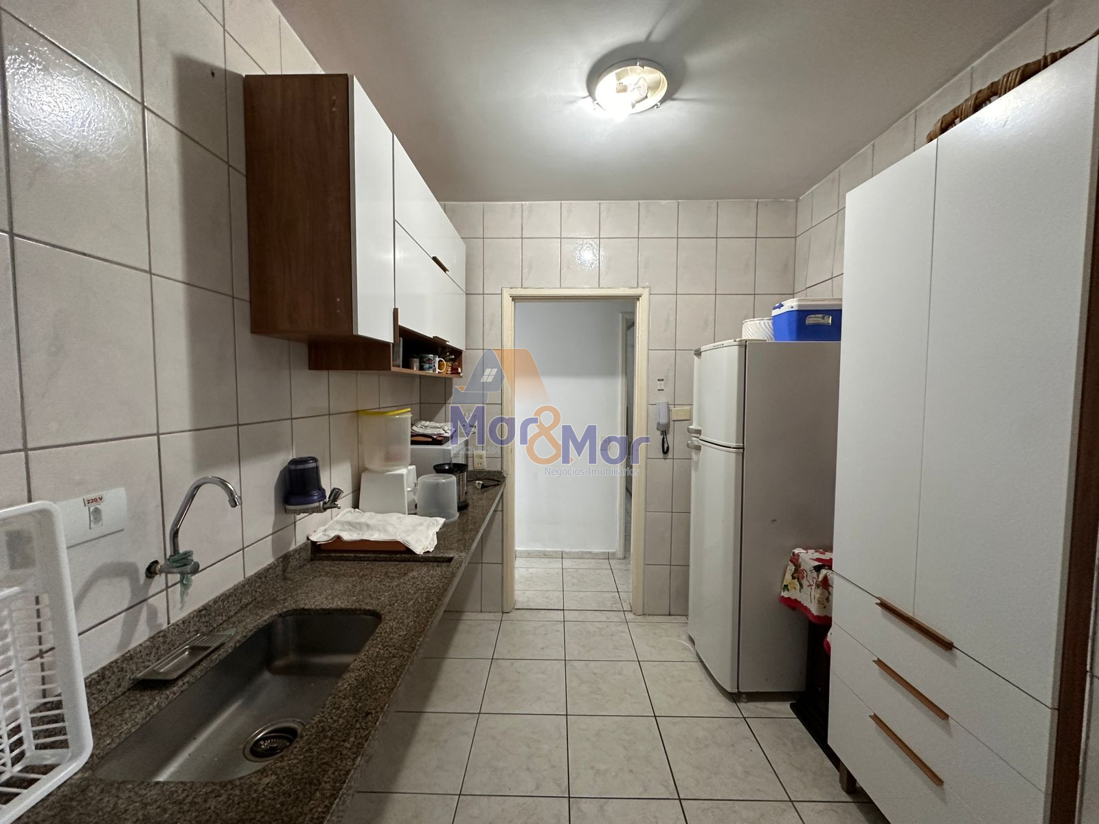 Apartamento na Praia da Enseada, Guarujá - SP