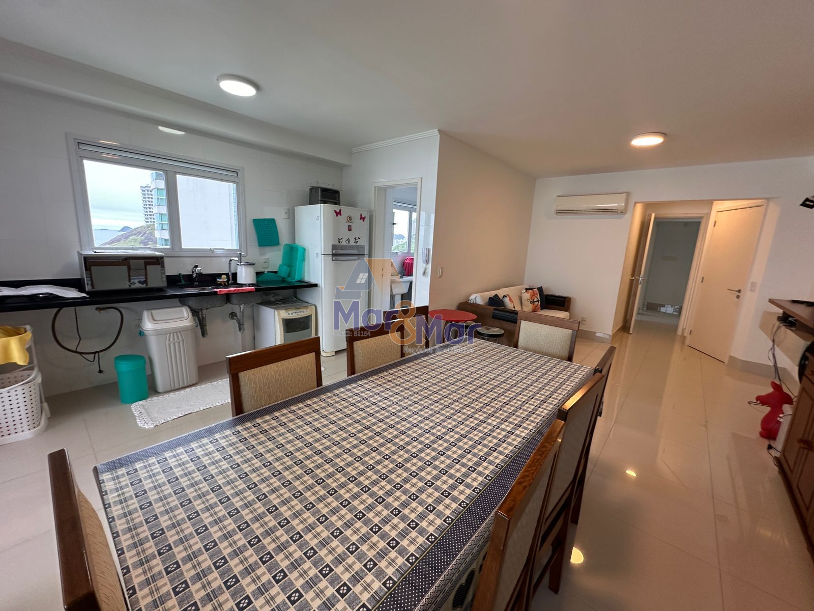 Apartamento na Praia da Enseada, Guarujá - SP