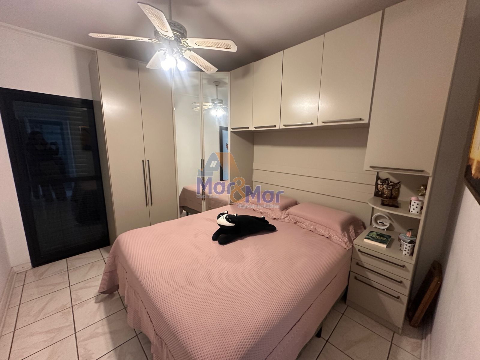 Apartamento na Praia das Astúrias, Guarujá - SP