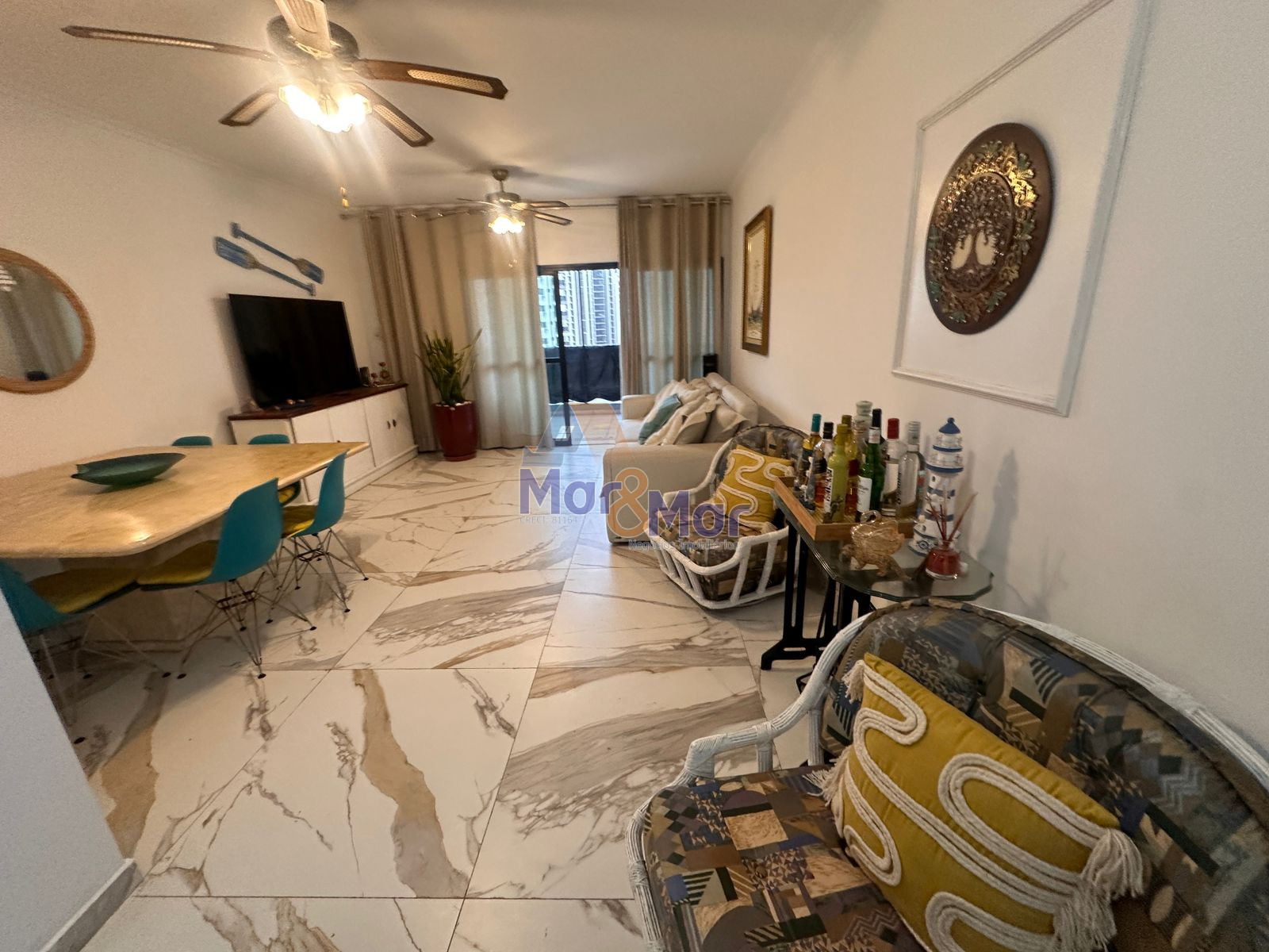 Apartamento na Praia das Astúrias, Guarujá - SP