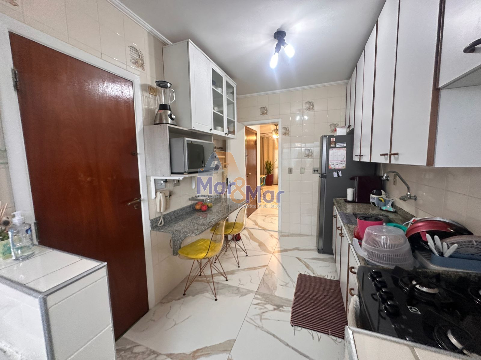Apartamento na Praia das Astúrias, Guarujá - SP