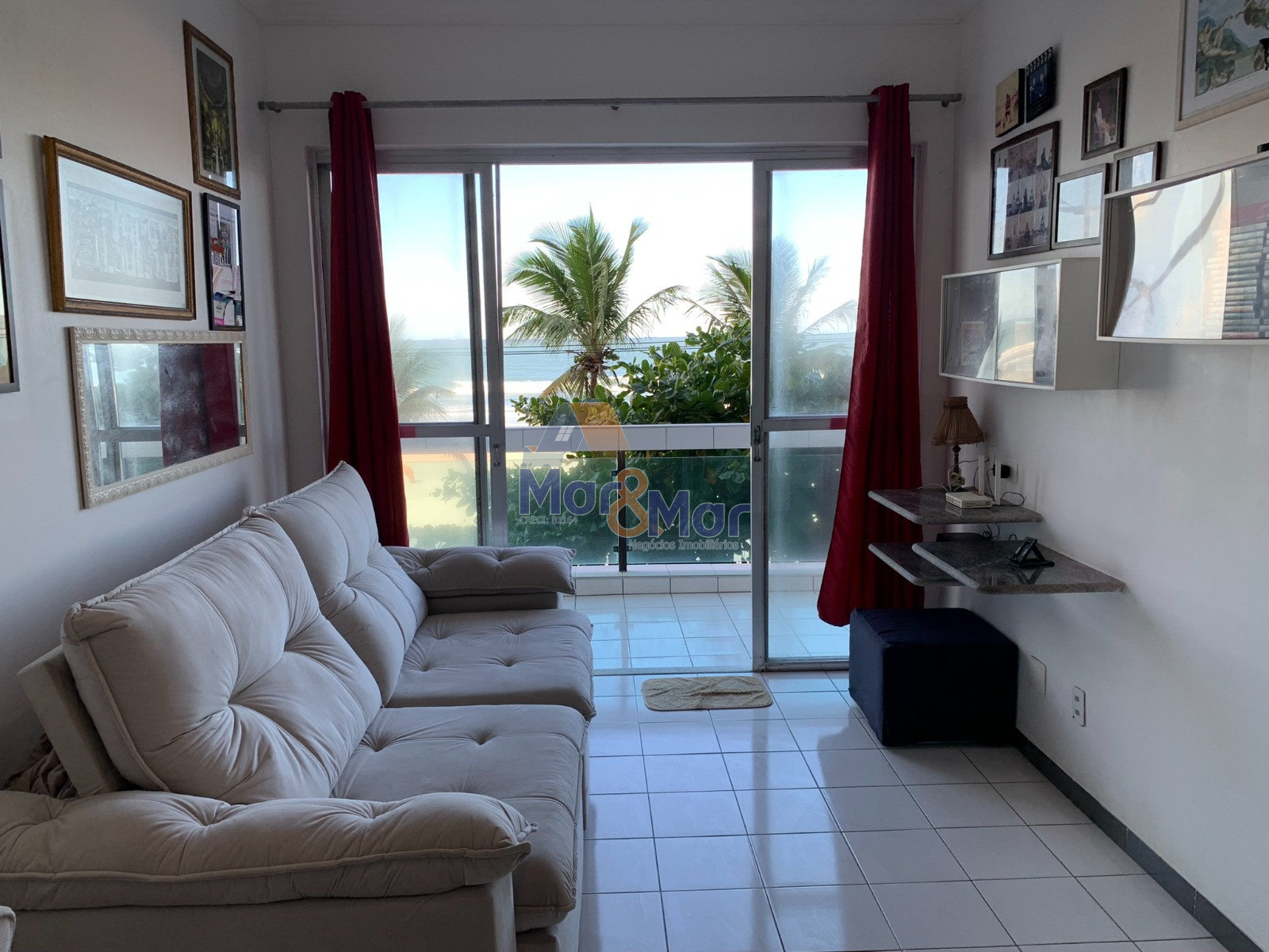 Apartamento Frente ao Mar nas Pitangueiras, Guarujá - SP
