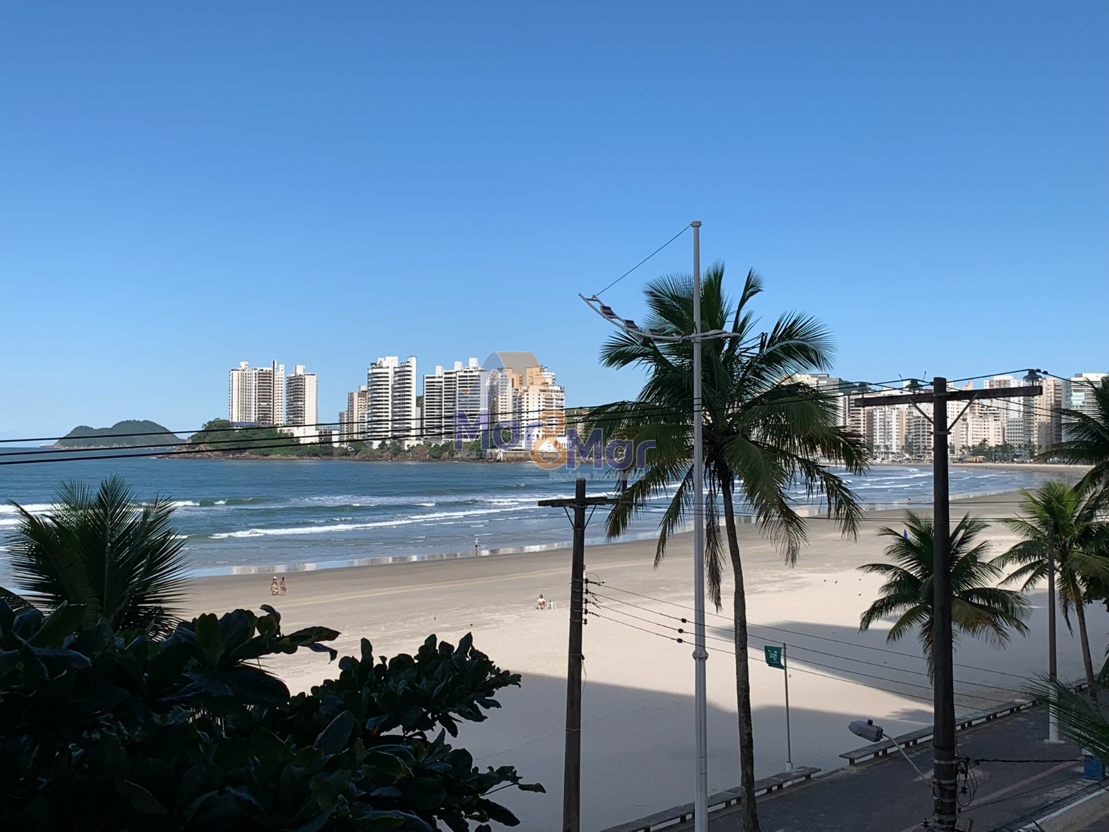 Apartamento Frente ao Mar nas Pitangueiras, Guarujá - SP