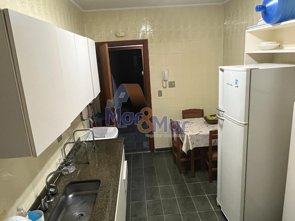 Apartamento na Praia das Pitangueiras, Guarujá - SP