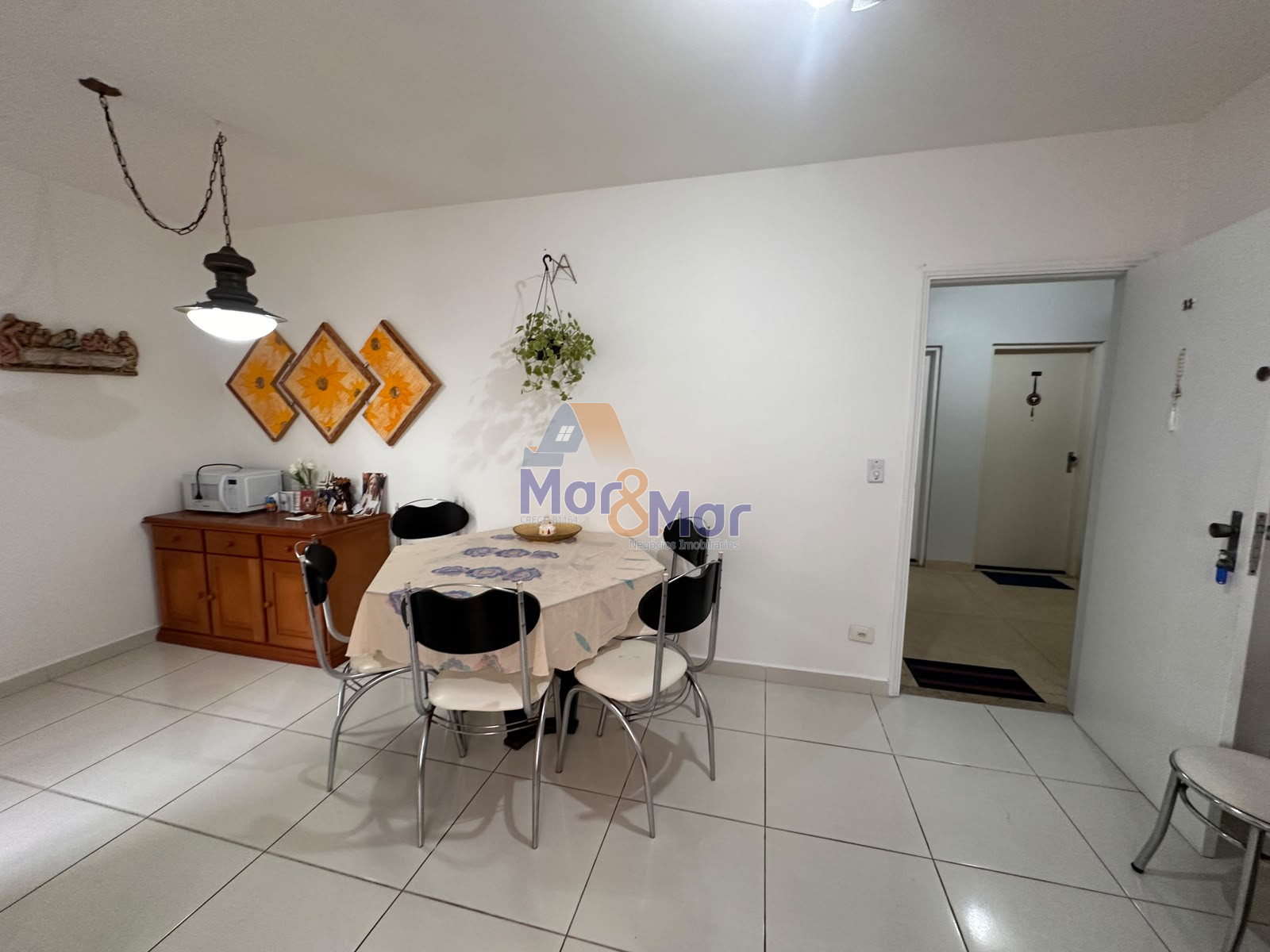 Apartamento na Praia da Enseada, Guarujá - SP