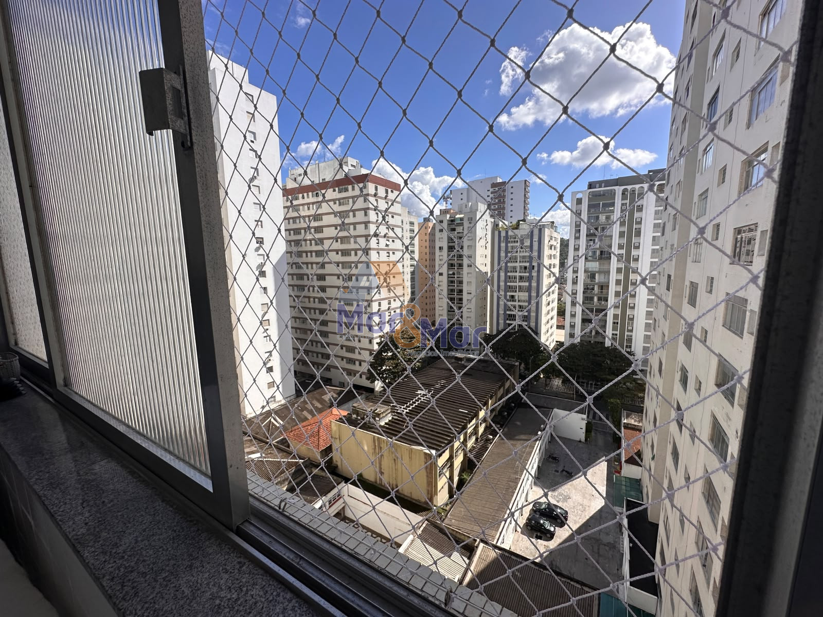 Apartamento Frente ao Mar nas Pitangueiras, Guarujá - SP