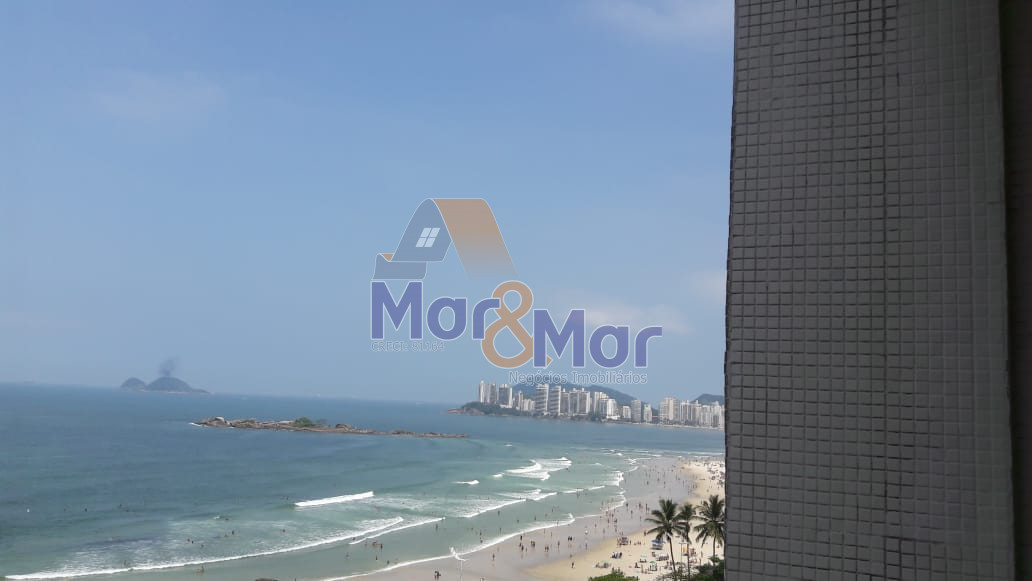 Apartamento na Praia das Pitangueiras, Guarujá - SP