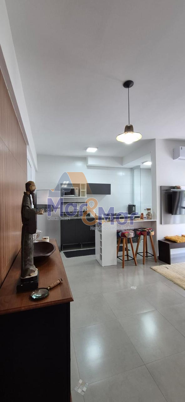 Apartamento na Praia da Enseada, Guarujá - SP