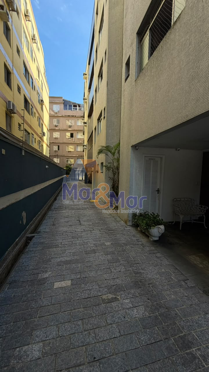 Apartamento na Praia da Enseada, Guarujá - SP