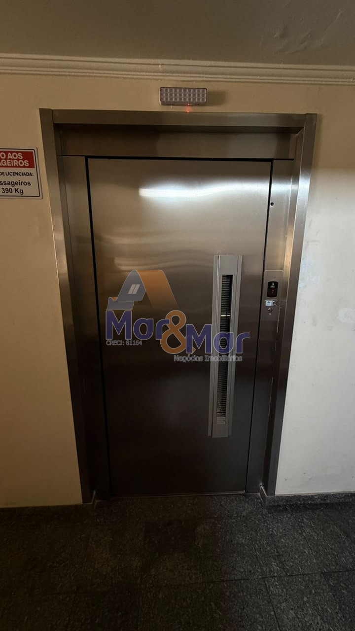 Apartamento na Praia da Enseada, Guarujá - SP