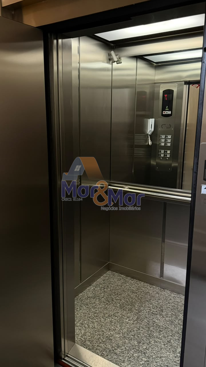 Apartamento na Praia da Enseada, Guarujá - SP