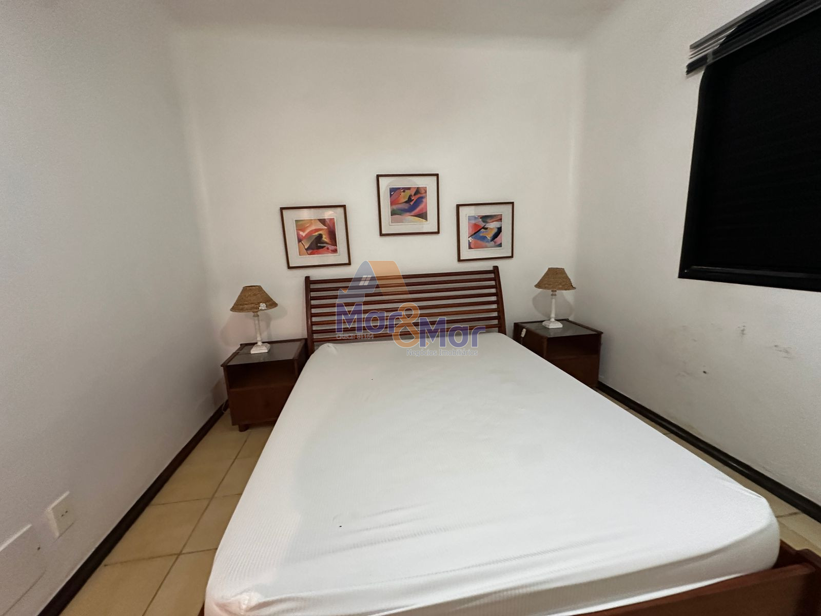 Apartamento na Praia da Enseada, Guarujá - SP