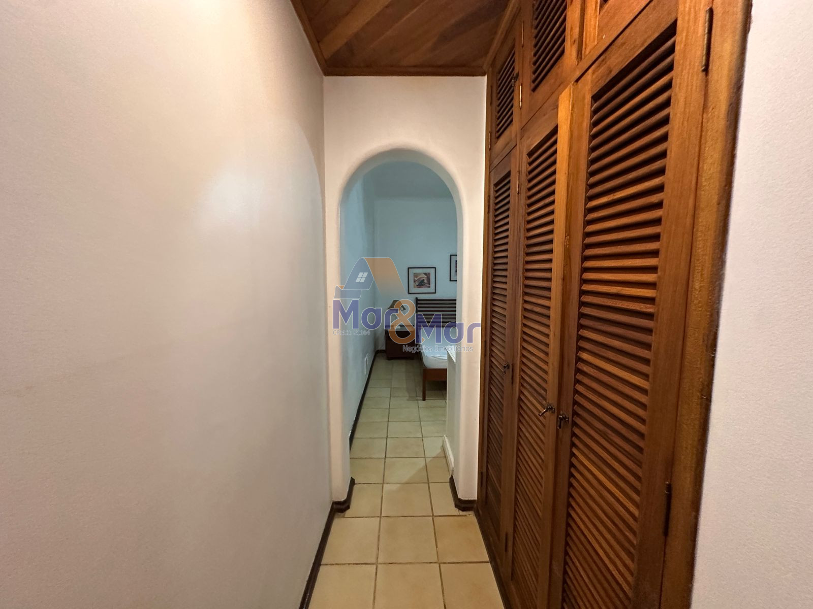 Apartamento na Praia da Enseada, Guarujá - SP