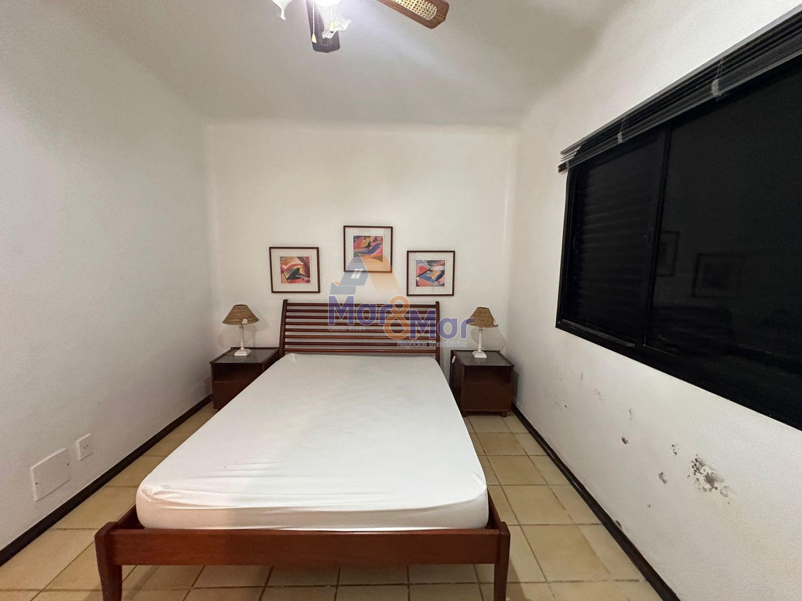 Apartamento na Praia da Enseada, Guarujá - SP