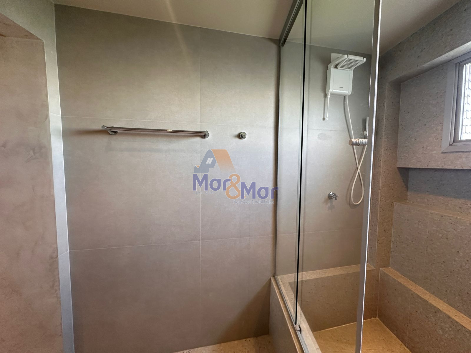 Apartamento-3-dormitorios-Pitangueiras