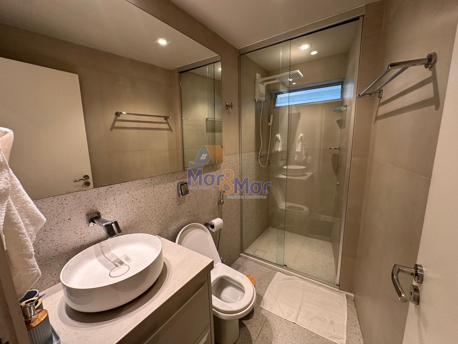Apartamento-3-dormitorios-Pitangueiras