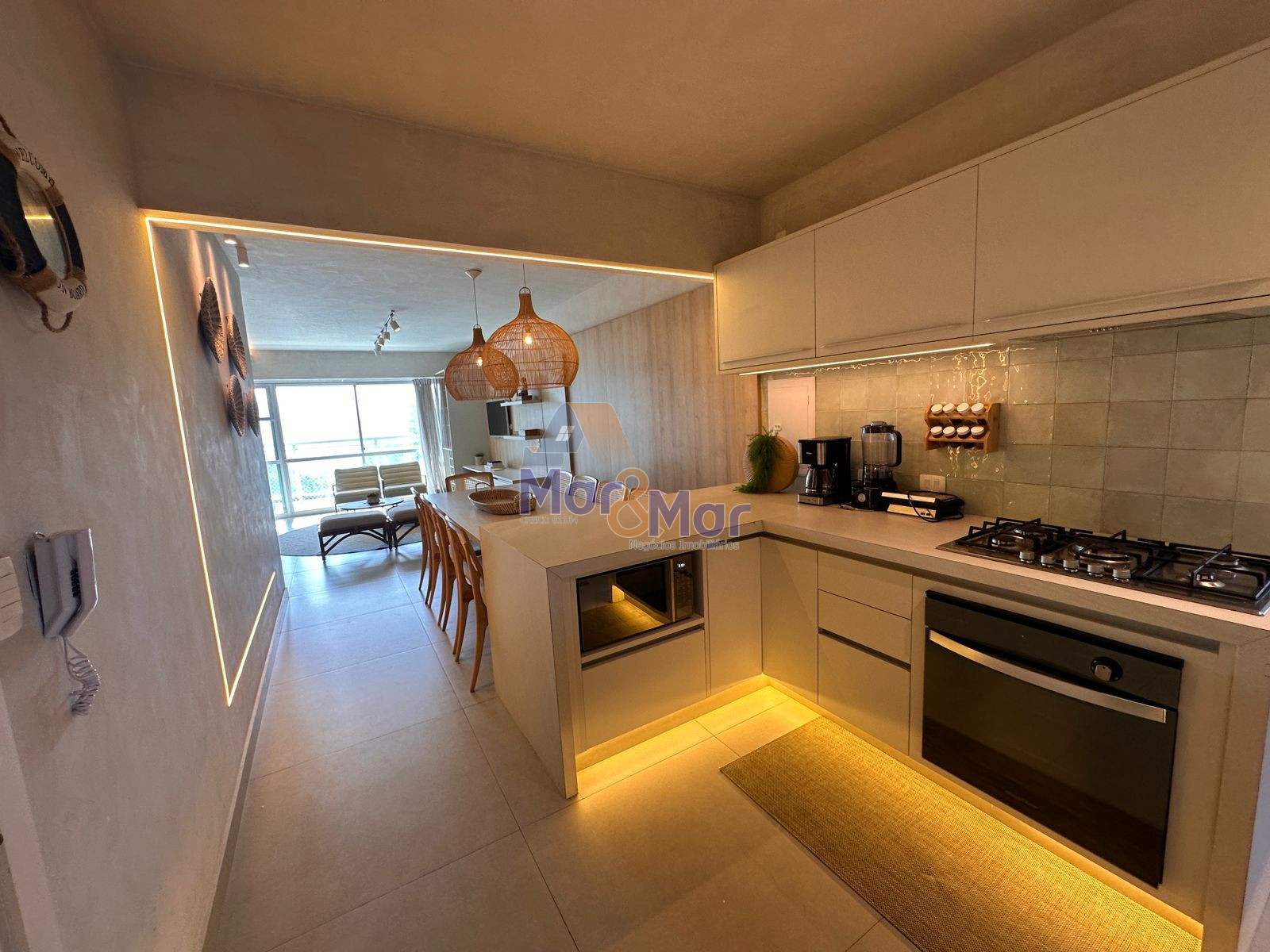 Apartamento-3-dormitorios-Pitangueiras