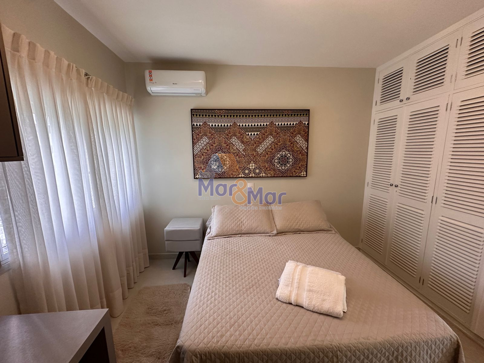 Apartamento Frente ao Mar nas Pitangueiras, Guarujá - SP
