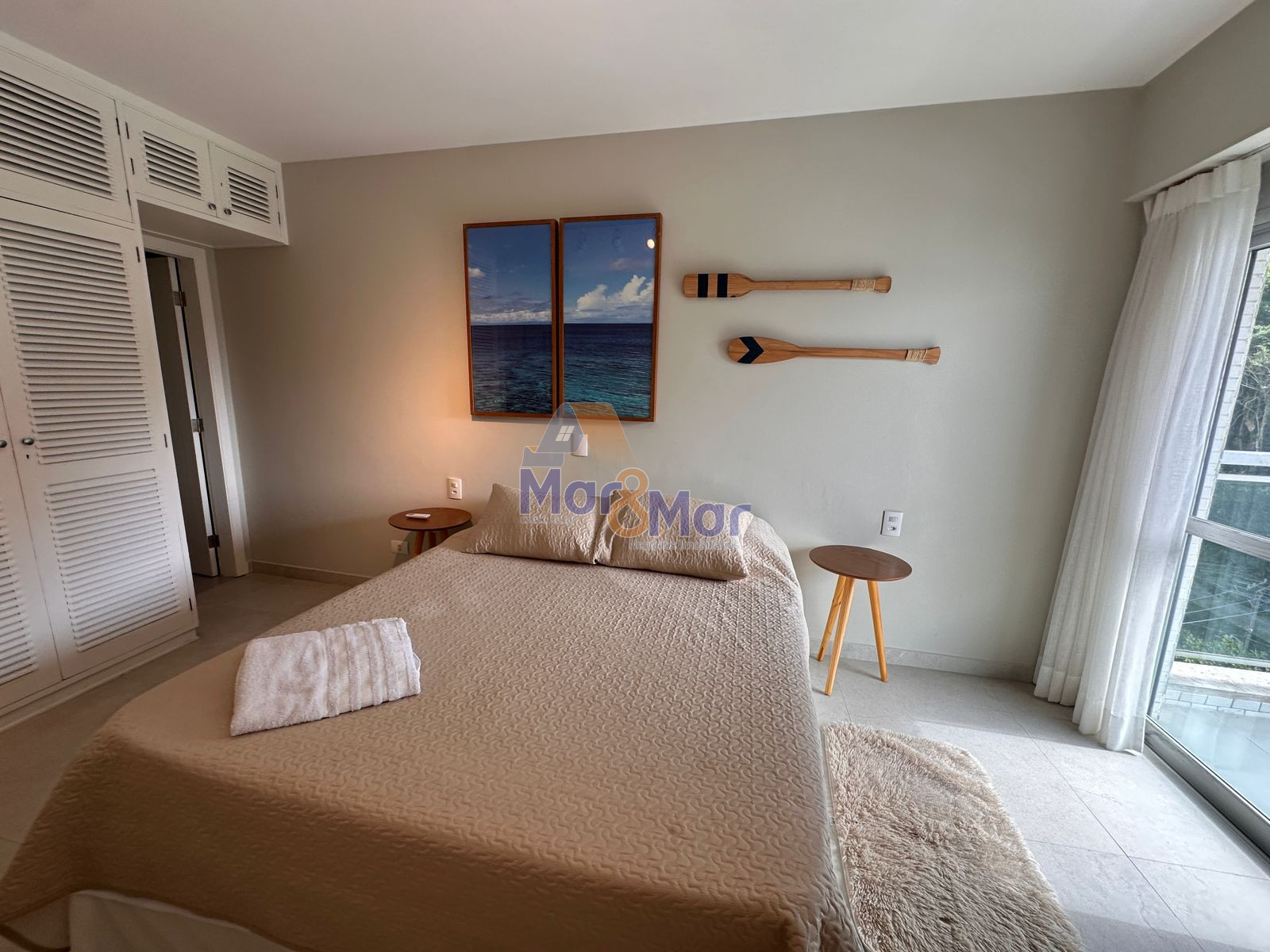 Apartamento Frente ao Mar nas Pitangueiras, Guarujá - SP