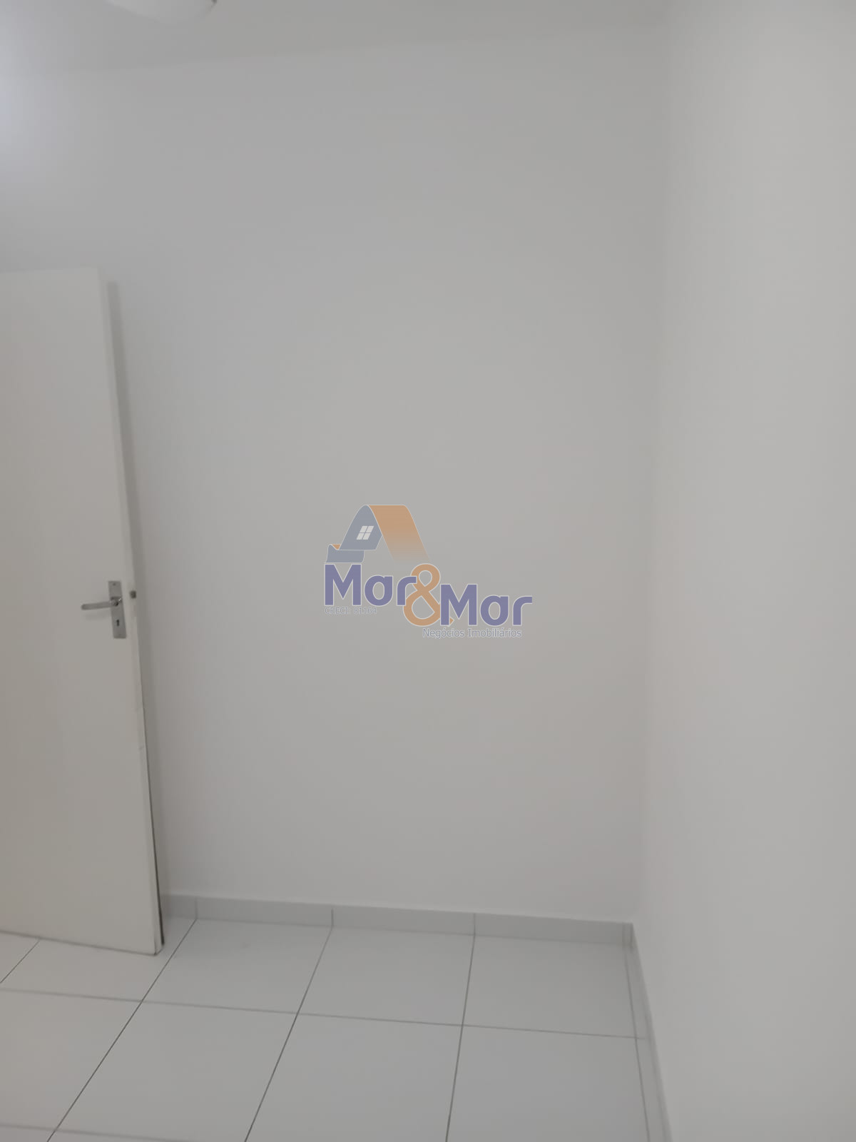 Apartamento na Praia da Enseada, Guarujá - SP