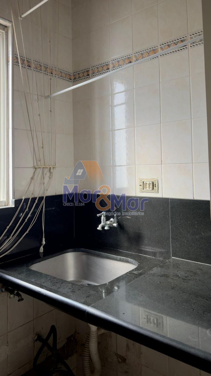 Apartamento na Praia da Enseada, Guarujá - SP