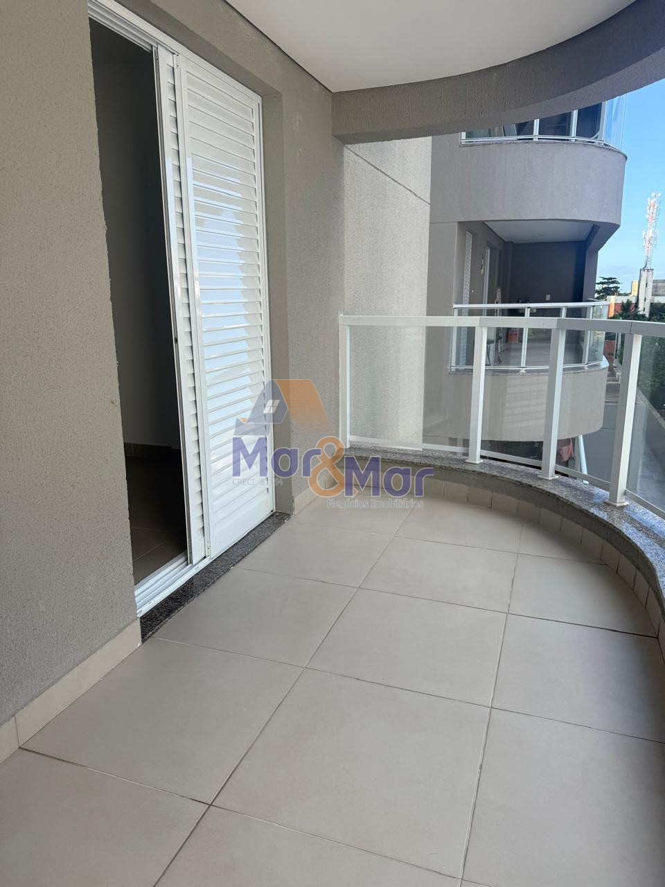 Apartamento na Praia da Enseada, Guarujá - SP