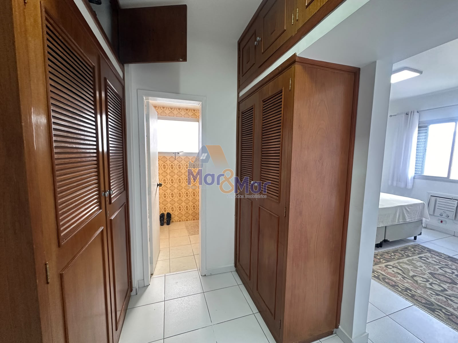 Apartamento Frente ao Mar nas Pitangueiras, Guarujá - SP
