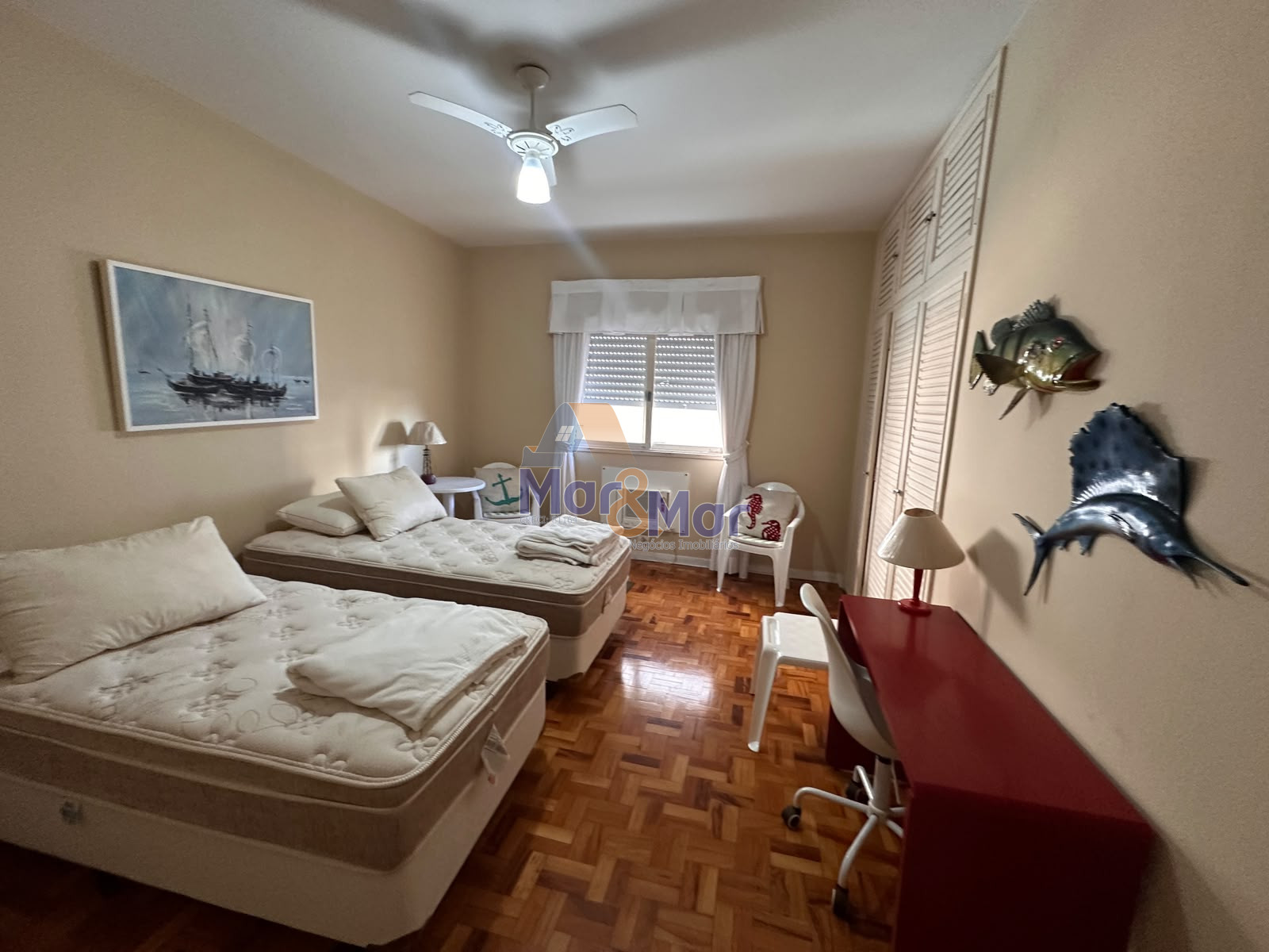Apartamento Frente ao Mar nas Pitangueiras, Guarujá - SP