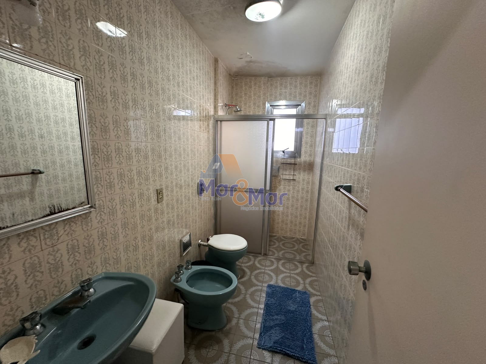 Apartamento Frente ao Mar nas Pitangueiras, Guarujá - SP
