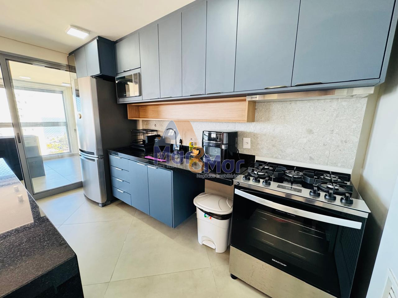Apartamento na Praia da Enseada, Guarujá - SP
