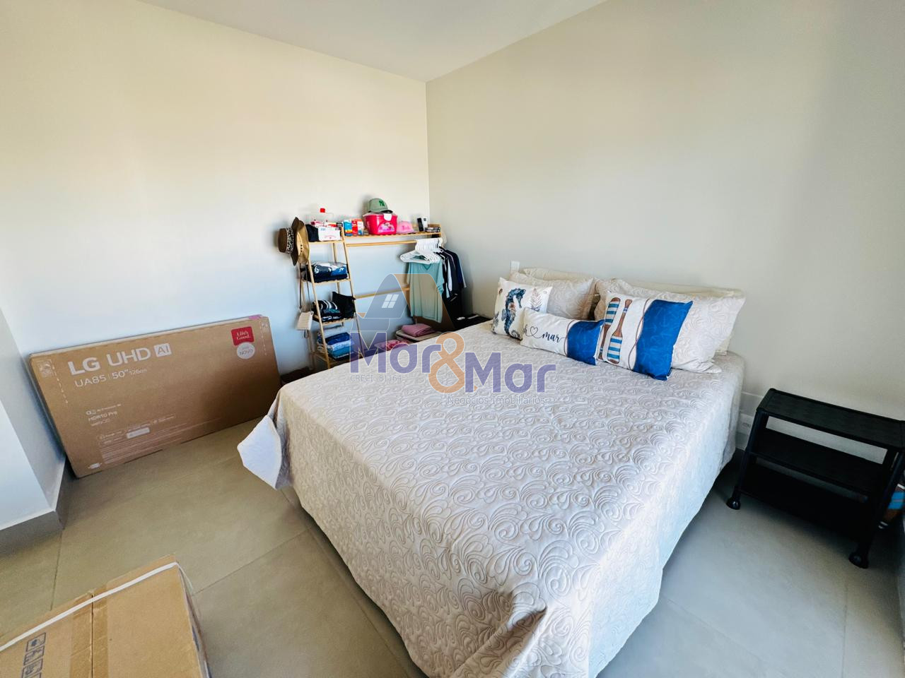 Apartamento na Praia da Enseada, Guarujá - SP