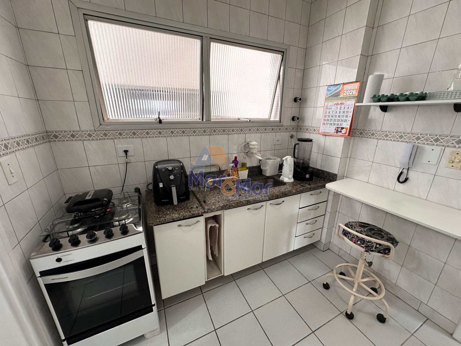 Apartamento na Praia das Astúrias, Guarujá - SP