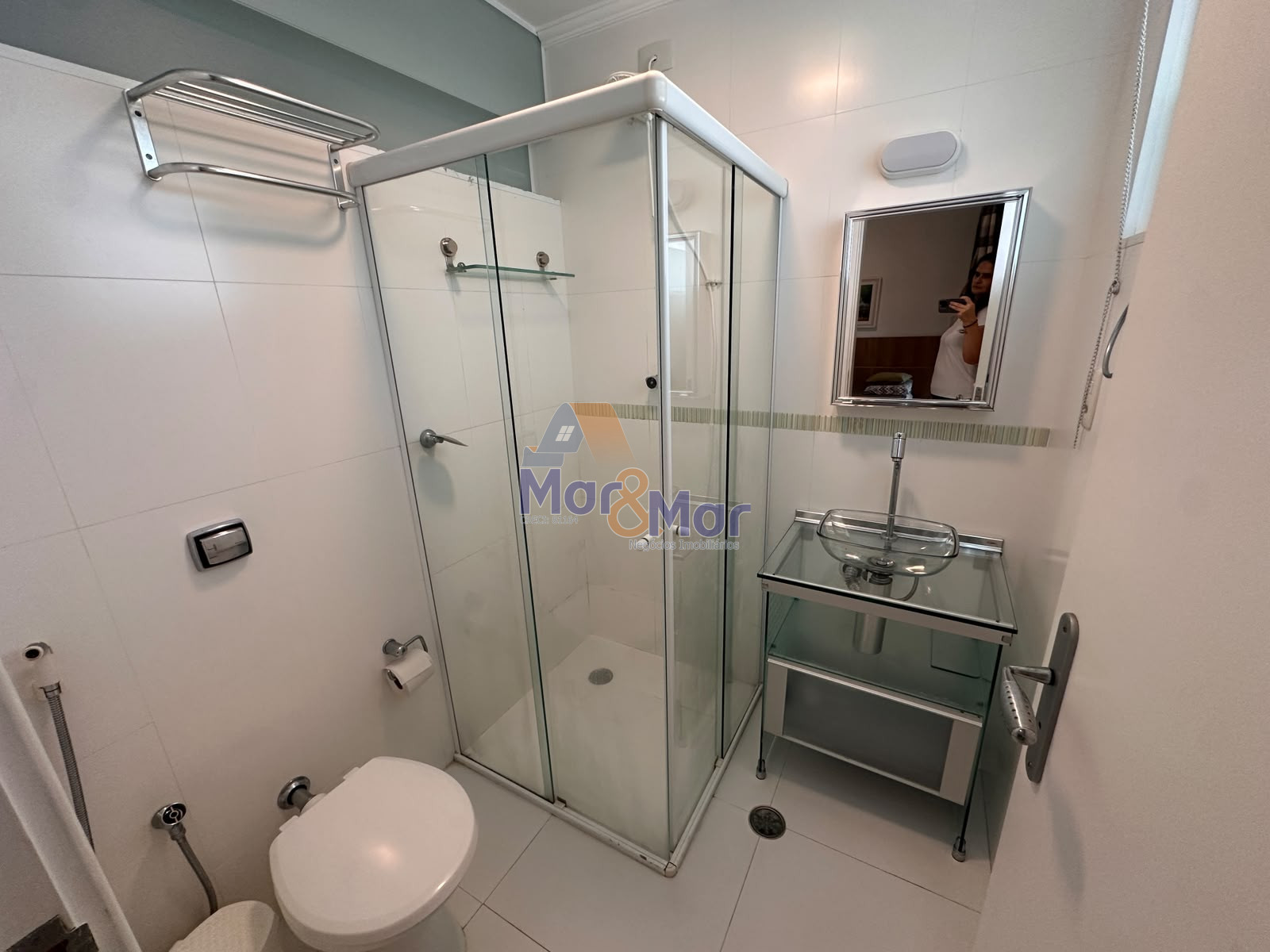Apartamento Frente ao Mar nas Pitangueiras, Guarujá - SP