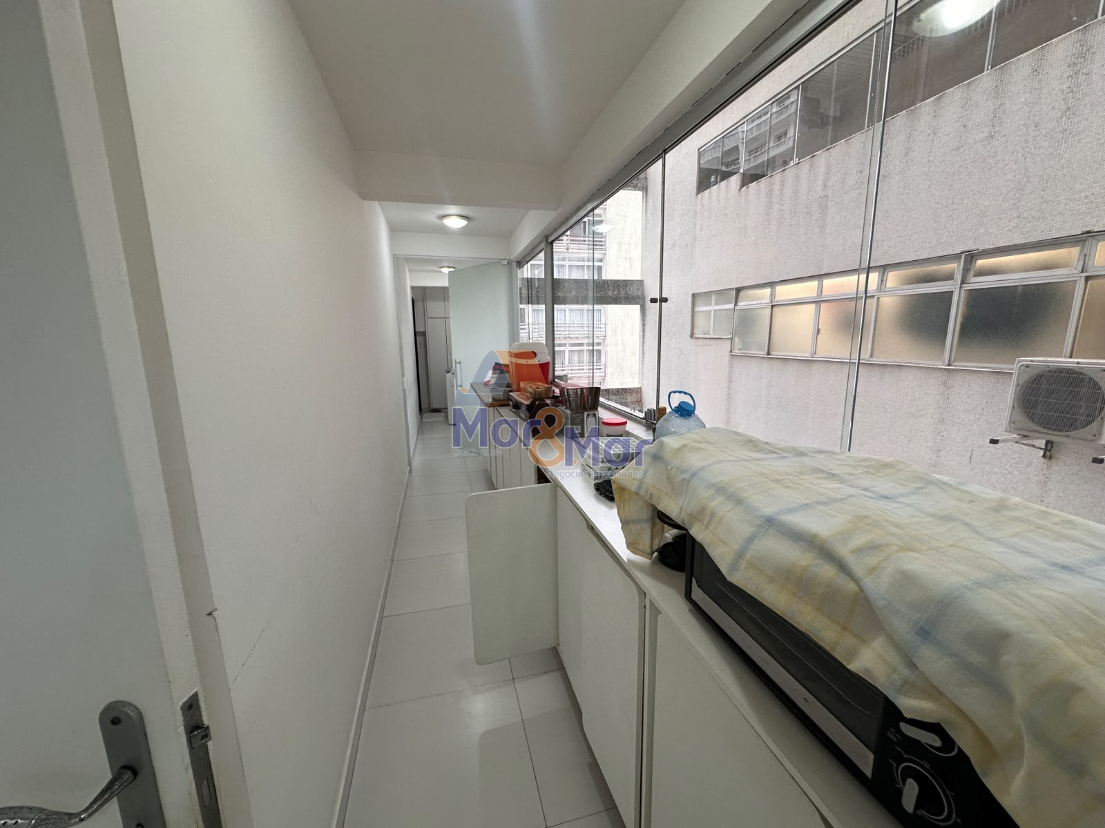 Apartamento Frente ao Mar nas Pitangueiras, Guarujá - SP
