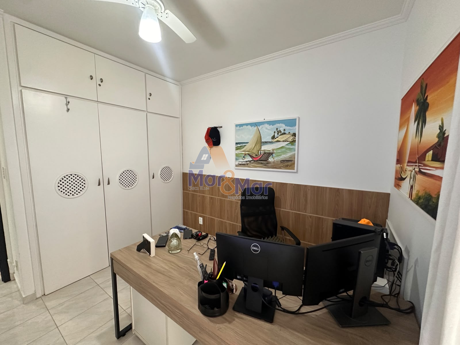 Apartamento Frente ao Mar nas Pitangueiras, Guarujá - SP