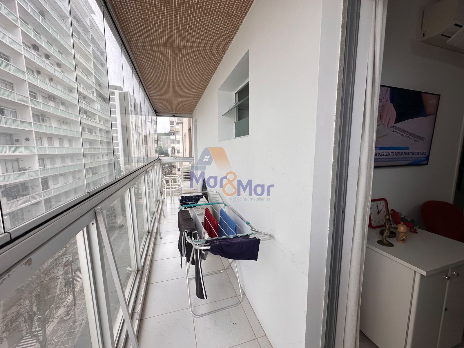 Apartamento Frente ao Mar nas Pitangueiras, Guarujá - SP