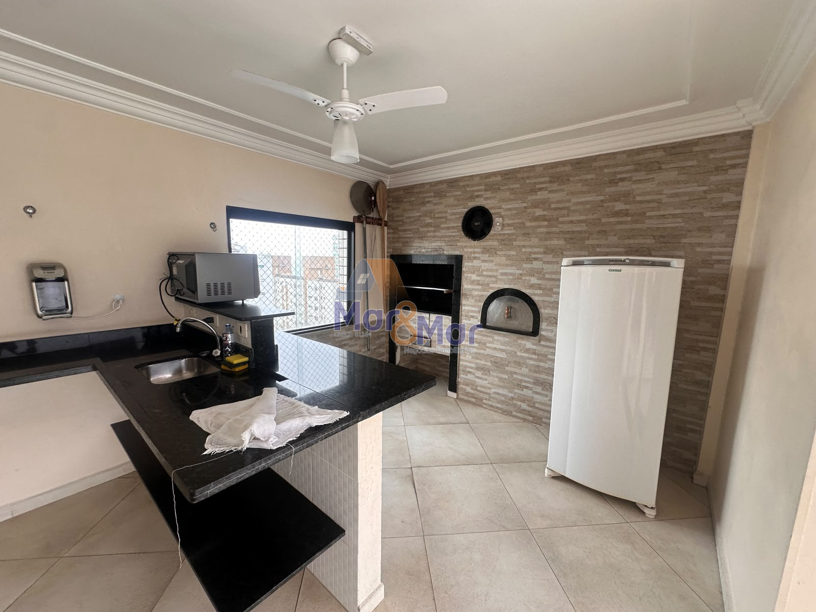 Apartamento-2-dormitorios-Pitangueiras