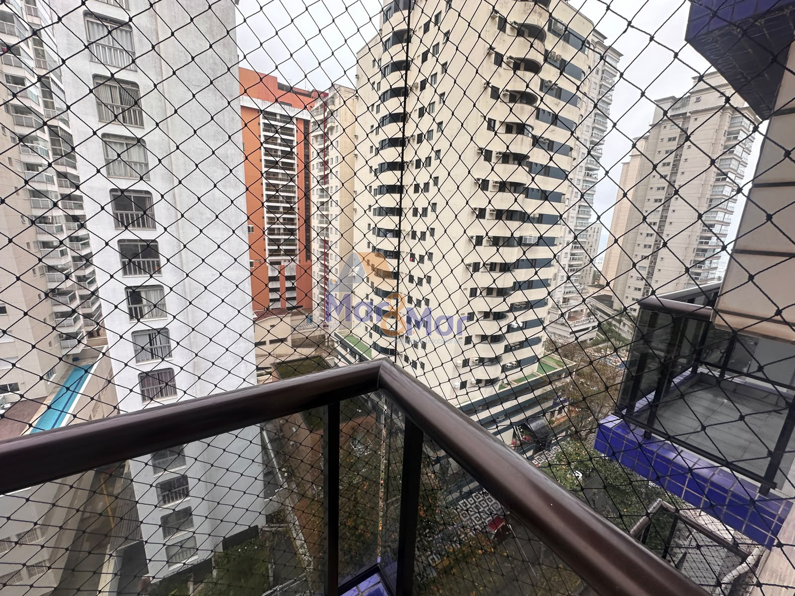 Apartamento-2-dormitorios-Pitangueiras