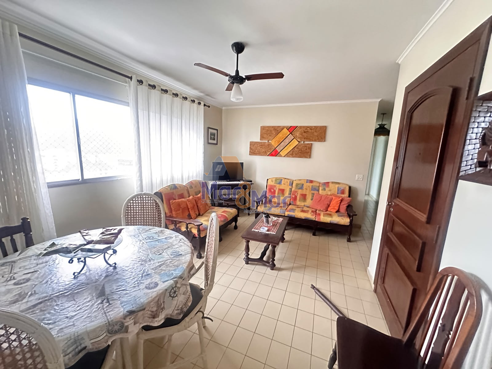 Apartamento-2-dormitorios-Pitangueiras