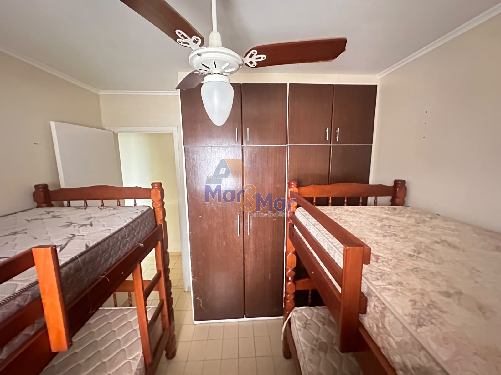 Apartamento-2-dormitorios-Pitangueiras