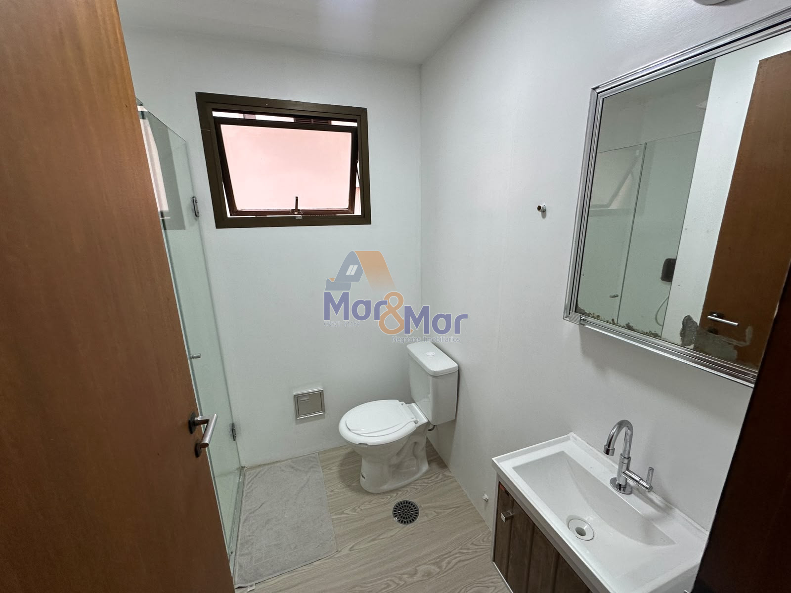 Apartamento-2-dormitorios-Pitangueiras
