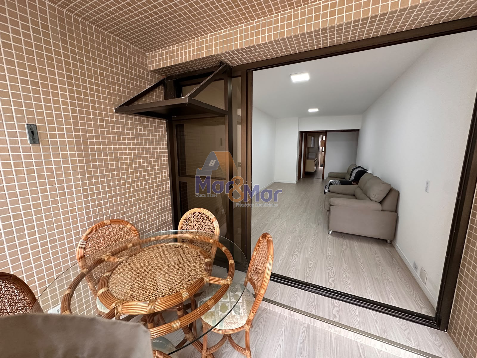 Apartamento-2-dormitorios-Pitangueiras