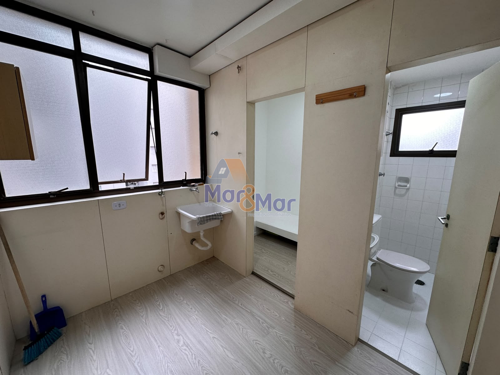 Apartamento-2-dormitorios-Pitangueiras