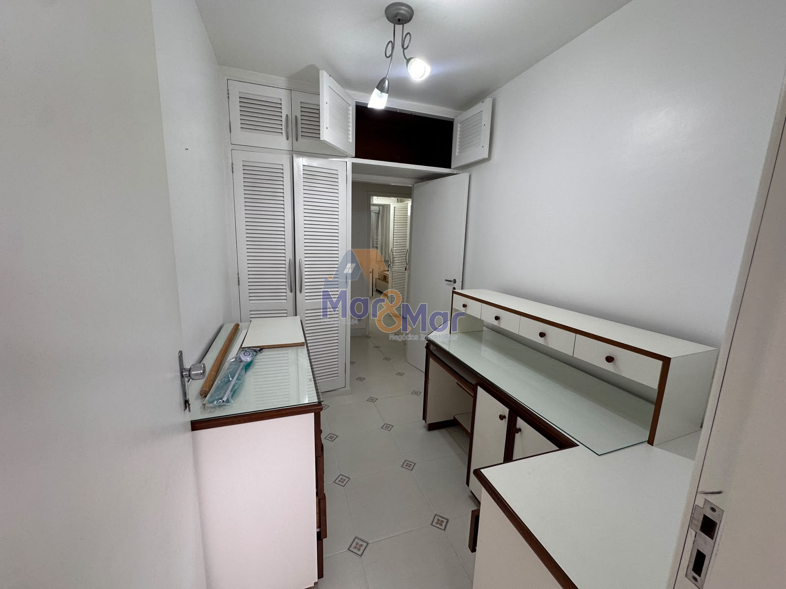 Apartamento-2-dormitorios-Pitangueiras